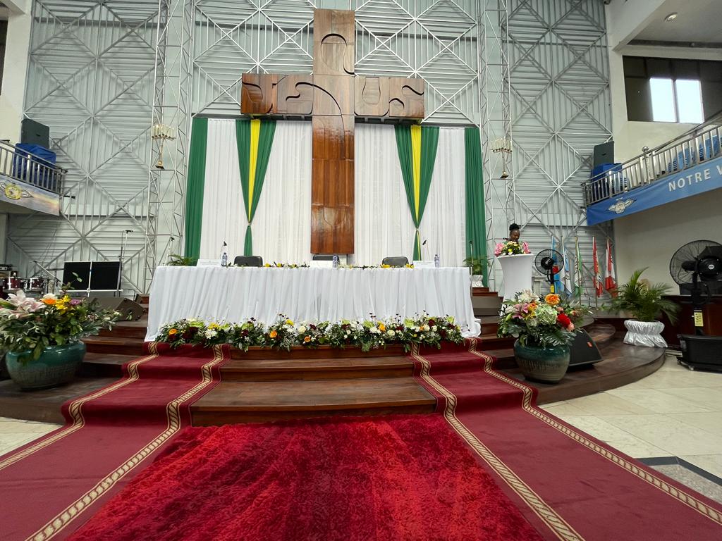 CarineKanku4's tweet photo. #cloture #JIF au centre de gloire Fidélité de Dieu,Dôme du Rocher par un séminaire- atelier autour du thème #femme #chretienne et #leadership pour un avenir #egalitaire et #durable sous le haut patronage de son excellence @GiseleNdayaL @MinGenre_RDC https://t.co/AzLpcptScR