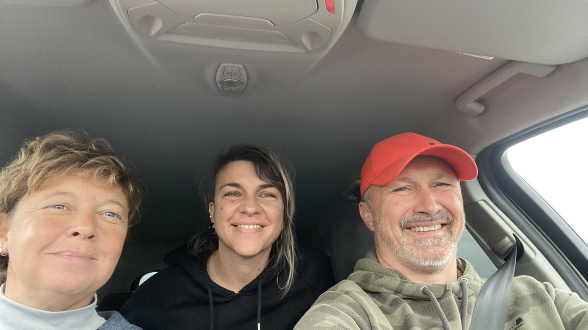 vedrana_glavas's tweet photo. Driving back home after great week spent on #cadaver #k9 search
 w//@ChrisNikolic4 and @andrea_pintar https://t.co/gCQDWZeTFC