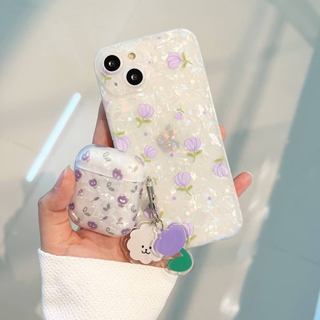 cuqc4ke's tweet photo. 🥣 เคสน้ำแข็งดอกทิวลิปม่วง
〰️ ราคาชิ้นละ  190 บาท
〰️ iphone 11,12,12pro,12pm,13,13pro,13pm
〰️ เคสยาง คลุมรอบเครื่อง คลุมฐานเลนส์กล้อง ตัวเคสมีดีเทลเป็นเกล็ดๆคล้ายน้ำแข็ง ผิวไม่เรียบ น่ารักมาก

ค่าส่ง ลทบ 30 ems 50
ไม่บวกเพิ่ม https://t.co/SI1sj5AVSO