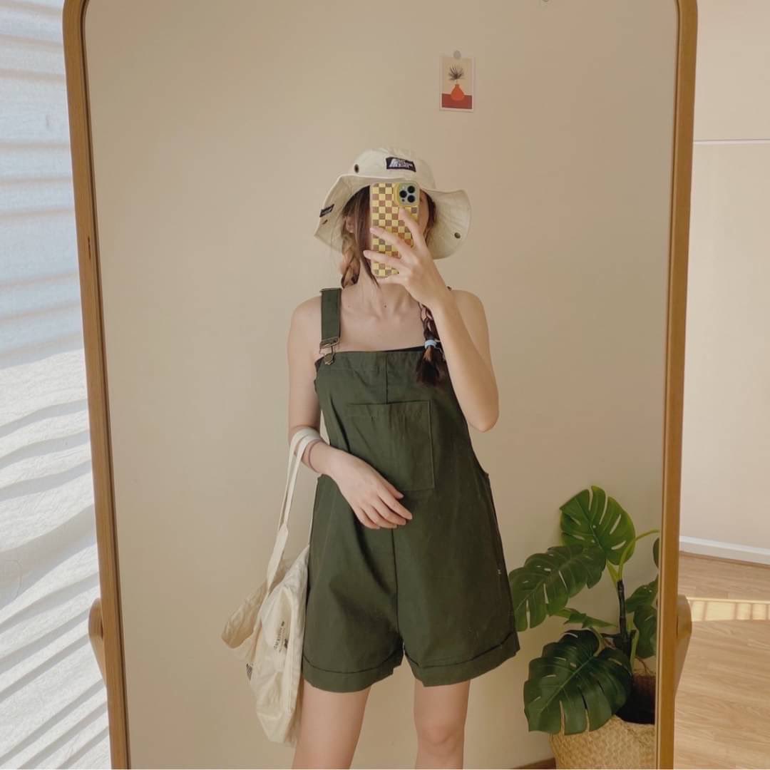 cuqc4ke's tweet photo. #พร้อมส่ง
🥰รหัสสินค้า JNN2401
ราคา: 270฿
N e w w w w w🤎
เอี๊ยมขาสั้น พับเบิ้ลปลายขา 
เนื้อผ้าเคนวาสใส่สบาย สายปรับได้
มีกระเป๋าที่หน้าอก

สีตามภาพค่ะ

ขนาด:
อก ฟรีไซส์
เอว 40
สพ 44
รอบขา28
ยาว 24

ค่าส่ง ลทบ 30 EMS50 https://t.co/L49Cy1SqNm