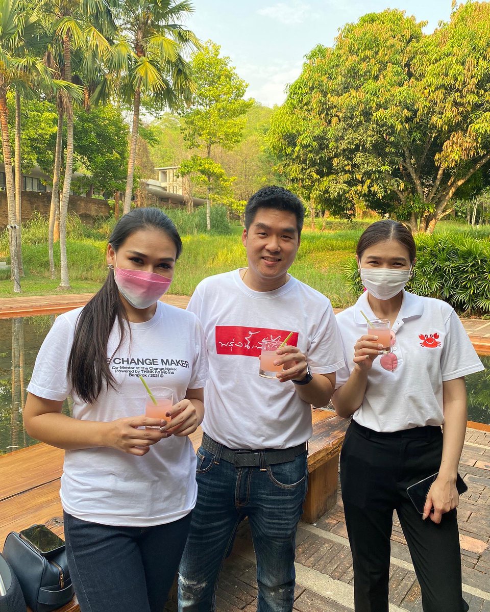 VikromTae's tweet photo. ครอบครัวเพื่อไทย 

#คูมเบียร์
#คูมน้ำ
#วิกรมฮักนะ
#พรรคเพื่อไทย https://t.co/Lw3pfKsnxy