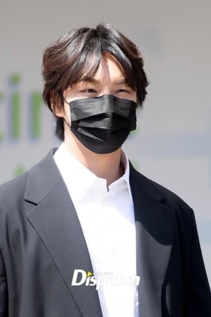 yaelcoheen's tweet photo. Today's the conference for #RightNowIsBeautiful!
Photos of YSY posted in Naver webpage. 😍 Tiny but big Yoonie 😅
#yoonsiyoon #윤시윤 #ユンシユン https://t.co/eYAeeQN939