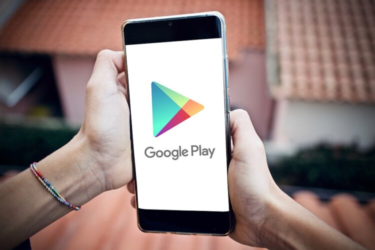 LowyatNET's tweet photo. #Russia To Replace #Google #PlayStore With Its Own #NashStore
https://t.co/ykm4kYhtW8 https://t.co/UeiRpN5TRp