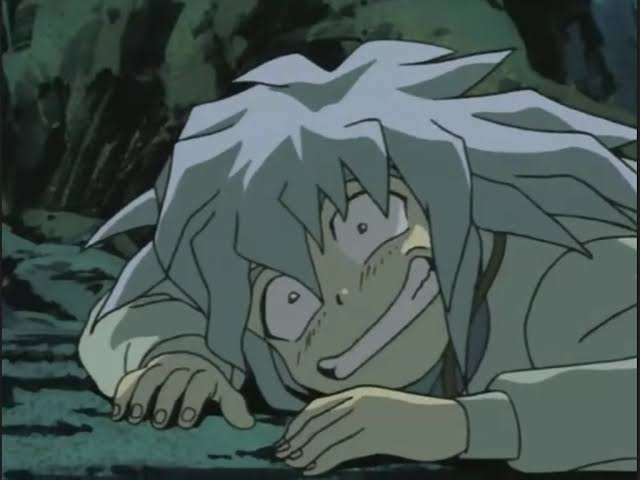 EpicGamerBakura's tweet photo. ..Why do I hear a voice coming from my closet.- https://t.co/ixKRWOebeE