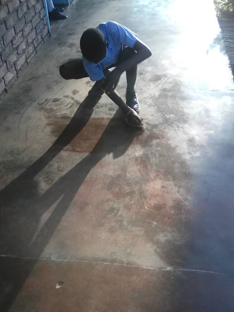 ARTUZ_teachers's tweet photo. At Lusumbami pry school in Hwange,under colliery company, a Chinese company is mining just 100 m from the school.The tonnes of dust produced from the mining are posing a serious health hazard to learners &amp; trs.This is why we need to #CleanUpZimbabwe of rot in state institutions. https://t.co/FbeoLG3gVK