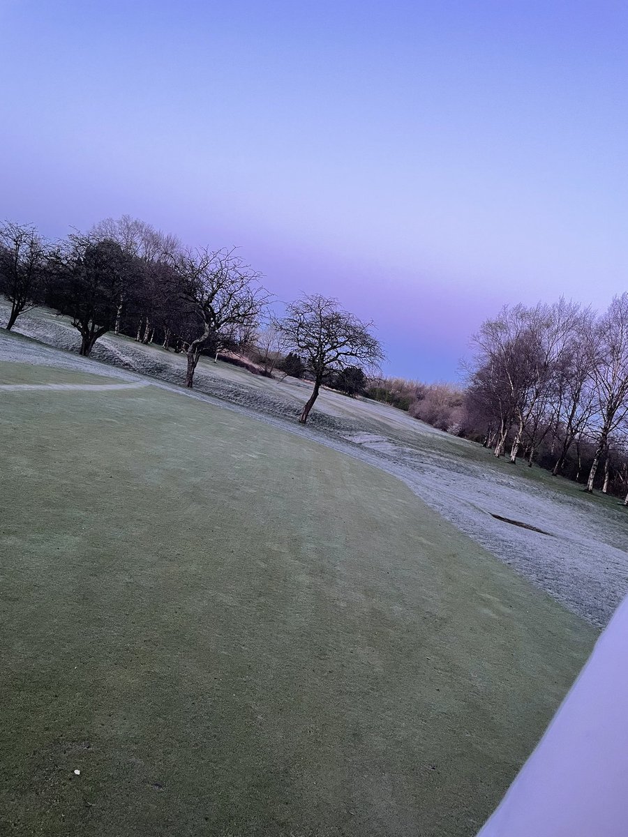 HindleyHGC's tweet photo. Bit of a frost around this morning but it is already starting to lift, fingers crossed it continues to lift #friday #weekendsetup #golf #seasonstarts tomorrow https://t.co/Nxm2ejj4pj