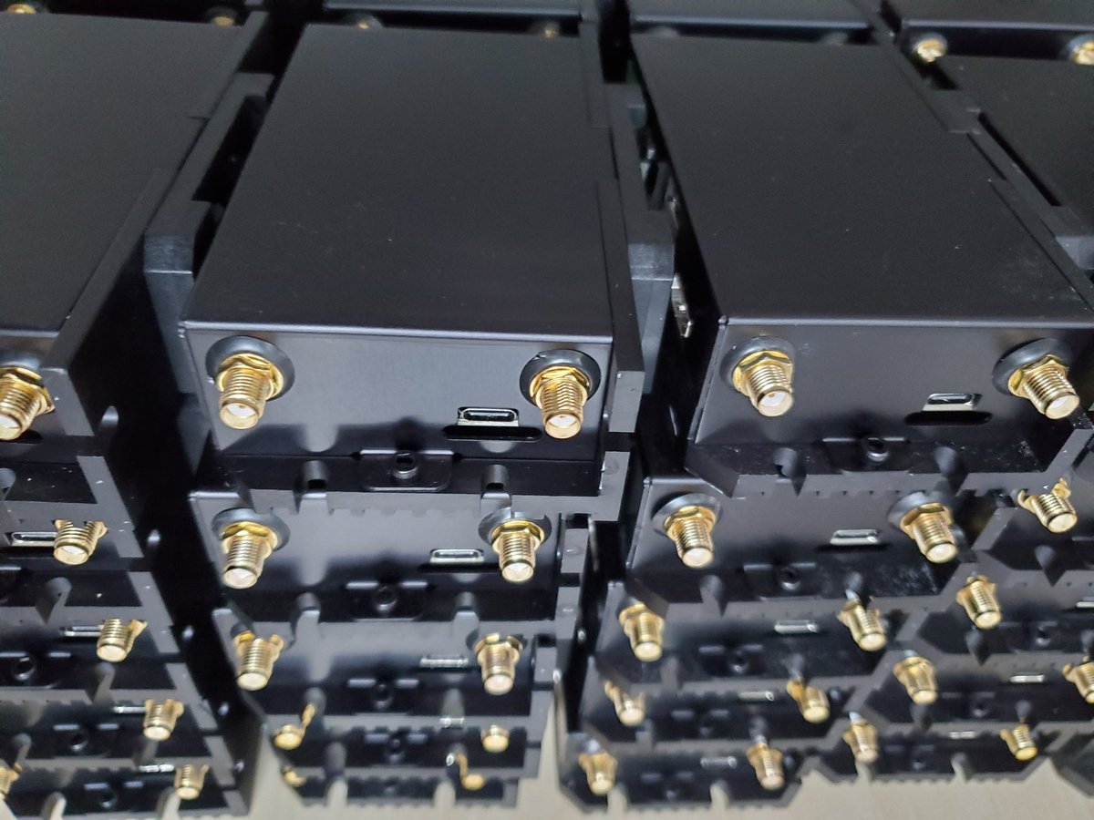 Open_Embed's tweet photo. A small batch EdgeBox-RPi4, ready to deliver. #Industry40 #industry #RaspberryPi #edgelogix #EdgeComputing #cm4 https://t.co/oYtVoB4ifo