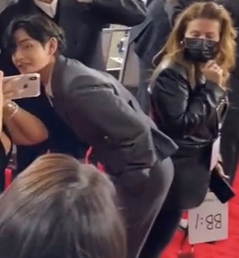 daily ass tae (@dailyasstae) on Twitter photo 