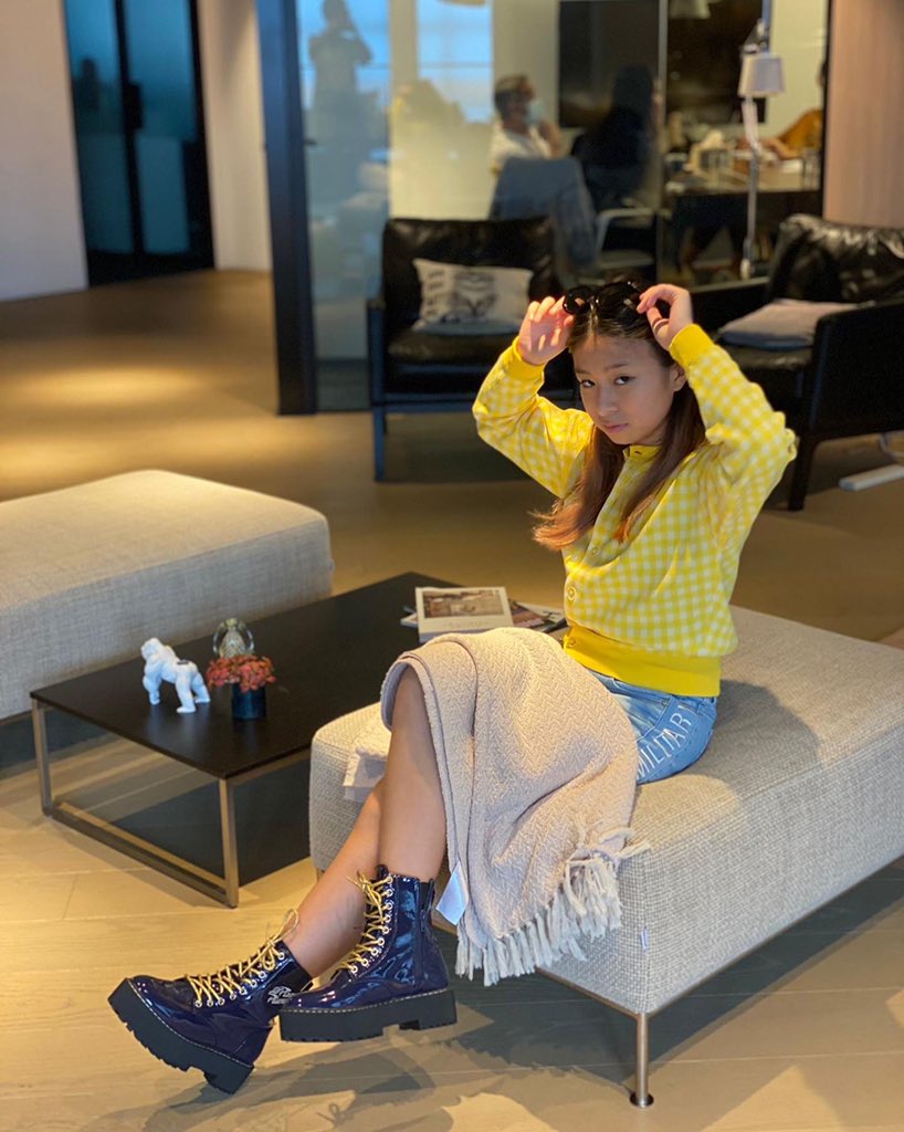 it may be rainy today, but there’s always sunshine because of the people you spend time with ❤️☀️
#rainy
#happyfriday
#sunshine
#celinetam