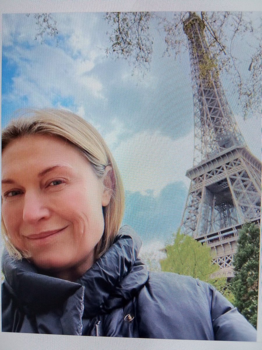 Bienvenue. Welcome in France !! La photo qui va achevée ma journée 💜💜💜😞😞😞🙂🙂 #RARE22Paris #GabrielsRaptureMovie <a href="/ToscaMusk/">Tosca Musk</a> <a href="/SRFans_France/">Sylvain Reynard - France</a> <a href="/PassionFlix/">Passionflix</a>