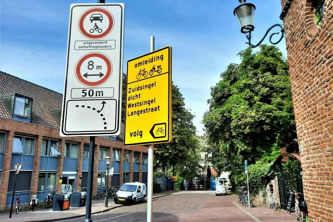 nieuwsmotor's tweet photo. Amersfoort: al vanaf 2023 alleen nog elektrische motorfietsen toegestaan https://t.co/OfucFAVAIu https://t.co/oNdqhqKb09