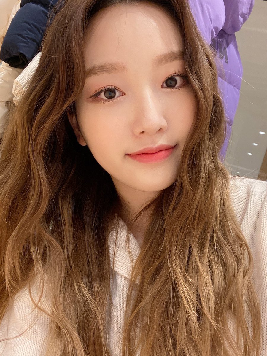 𓈒 📢 𓈒 ตอนนี้ทีม โgว0น เปิดรับสเปแล้วนะคะ สำหรับใครที่ชอบน้อง เพียงทัก dm มาว่า “ 🦋 “ ( สเปจำนวนจำกัดค่ะ ) แต่พี่รบกวนคนที่จะมาอยู่ในทีมอ่านกฎให้เรียบร้อยด้วยน้า 👸🏻♡︎⭐️