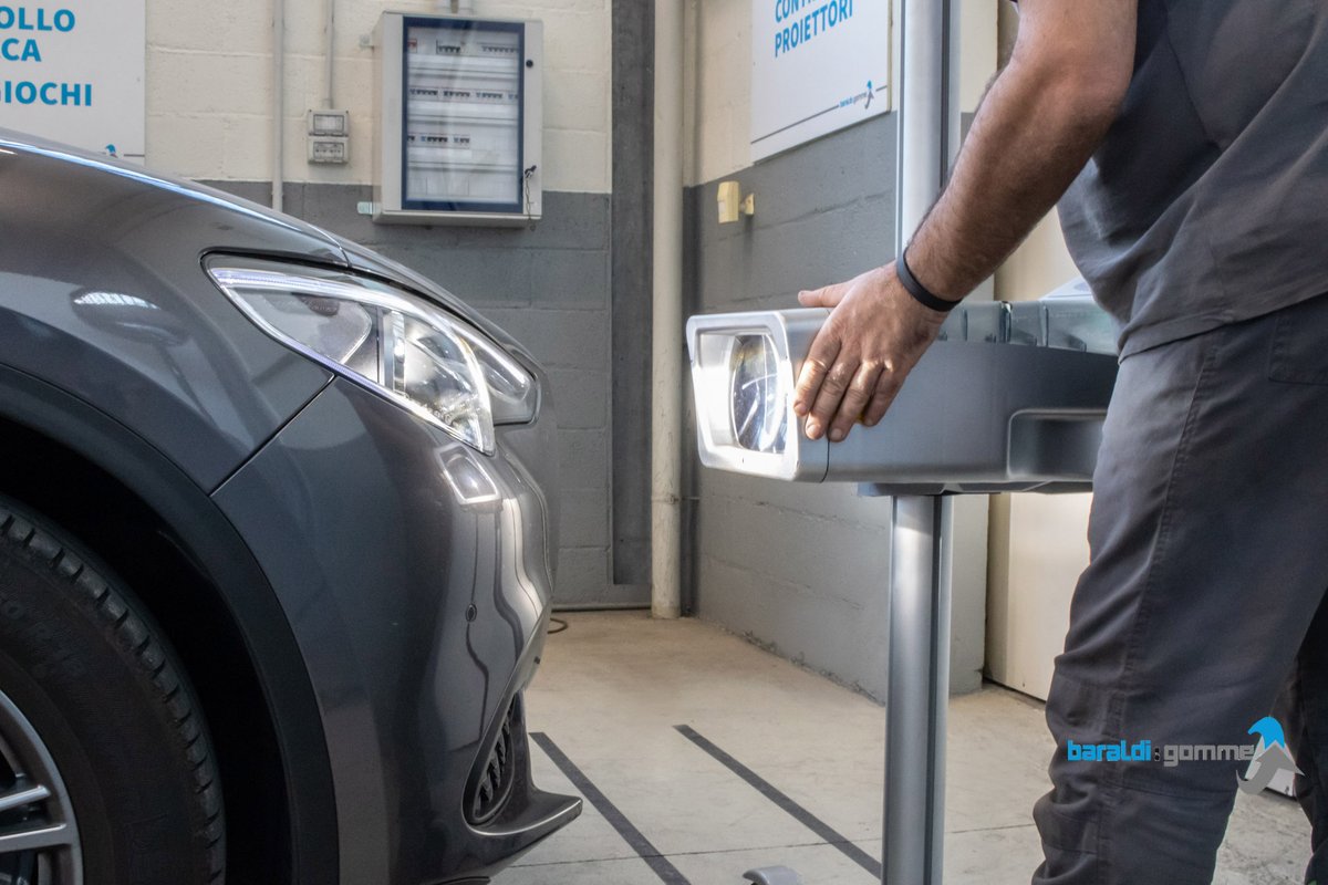 BaraldiGomme's tweet photo. Nel nostro Centro mettiamo a disposizione tutte le tecnologie necessarie per eseguire controlli a regola d'arte e a norma di legge sulla tua auto. 

Prenota la revisione direttamente dal nostro sito🚗🔧

➡️https://t.co/YmnsIddWlO⬅️

#auto #news #sicurezza #ontheroad https://t.co/ffIrJRwC0z