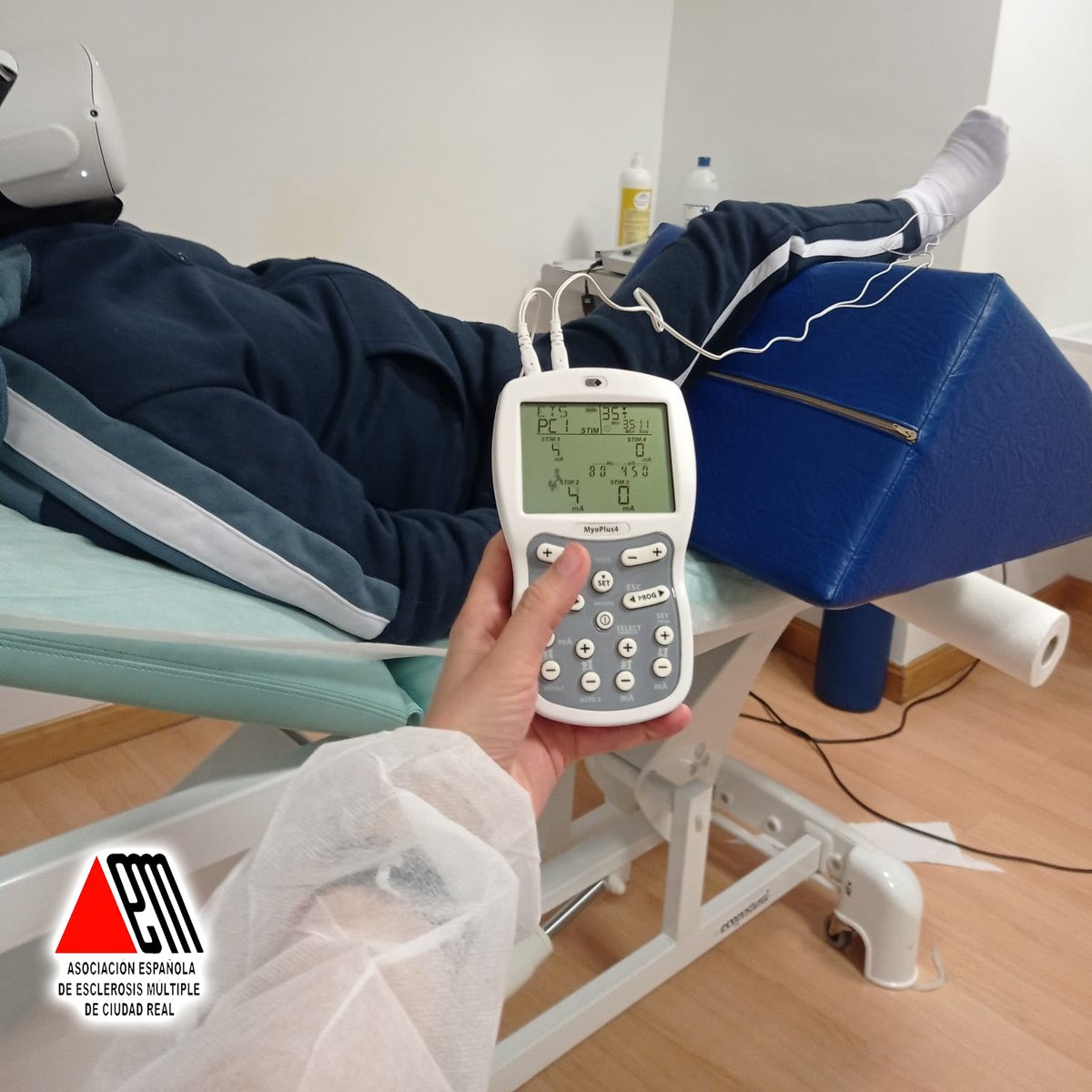 Seguimos trabajando con el método Foren.

En estos casos trabajamos con el tibial anterior y el cuádriceps, y equilibrio y coordinación. 

+ info en aedemcr.org/foren/