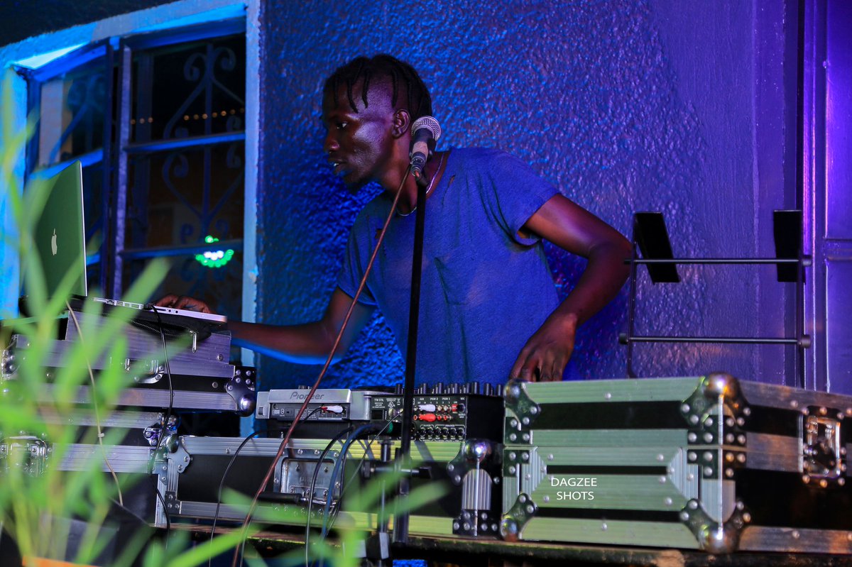 playhousefestug's tweet photo. The djs didnβt sellout for a bonus but spoke life through deejaying @djflames116 Dj Nameless @DJVictor256 ππΎ
#PlayHouseParte #PlayHouseParteSoldOut https://t.co/ThEQoTFIeT
