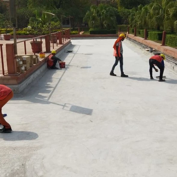 Hydroshieldproj's tweet photo. Food grade epoxy coating work is going on in water body structure at France embassy.
Contact us :- +91 9560360225, +91 9990920790
#waterproofingexperts #waterproofingcoating #waterproof #Hydroshieldprojects https://t.co/v6NEejRmvl