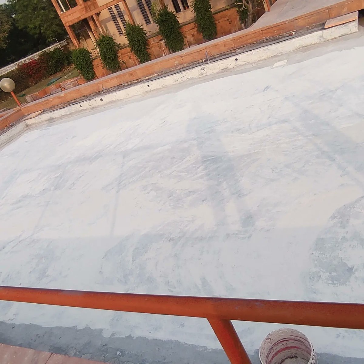 Hydroshieldproj's tweet photo. Food grade epoxy coating work is going on in water body structure at France embassy.
Contact us :- +91 9560360225, +91 9990920790
#waterproofingexperts #waterproofingcoating #waterproof #Hydroshieldprojects https://t.co/v6NEejRmvl