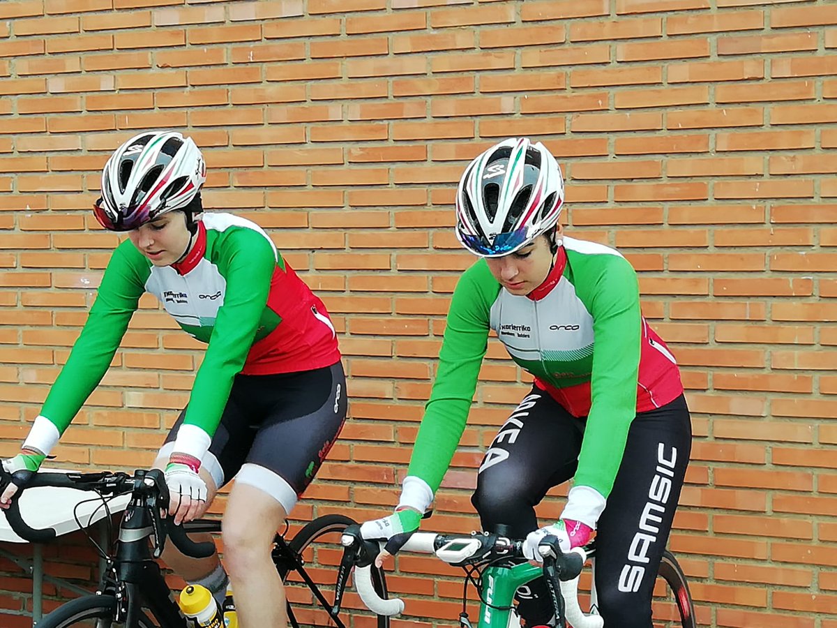 txorierriko's tweet photo. 🏁Espainiako Kopako 3. lehia! #Noja acoge este domingo 3 de abril la 3ª prueba de la Copa Féminas Cofidis 2022. Izaro Fernández y Mairu Uriarte. competirán en la prueba junior, que se disputa a partir de las 12:45 horas sobre un trazado de 56 kilómetros. Zorte on bikote!👏💪 https://t.co/2L9W2kEelz
