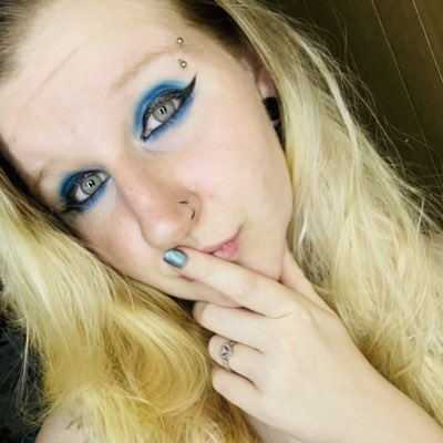 #NewProfilePic https://t.co/0MZT4YJfmz<a href="/tag/newprofilepic"class="tags">#NewProfilePic</a>