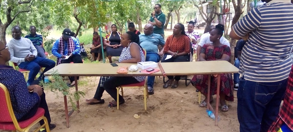 RandilenWMA's tweet photo. Ziara ya kujifunza Randilen wma. Wageni toka Mkoa wa Iringa, IringaDc, Hifadhi ya Taifa Ruaha na wawakilishi Hifadhi za jamii misitu na wanyamapori. Ziara imewezeshwa na shirika la Pathfinder international _ watu, afya na mazingira.
Karibu randilen wma
@RandilenWMA https://t.co/AJaTdqB6lD