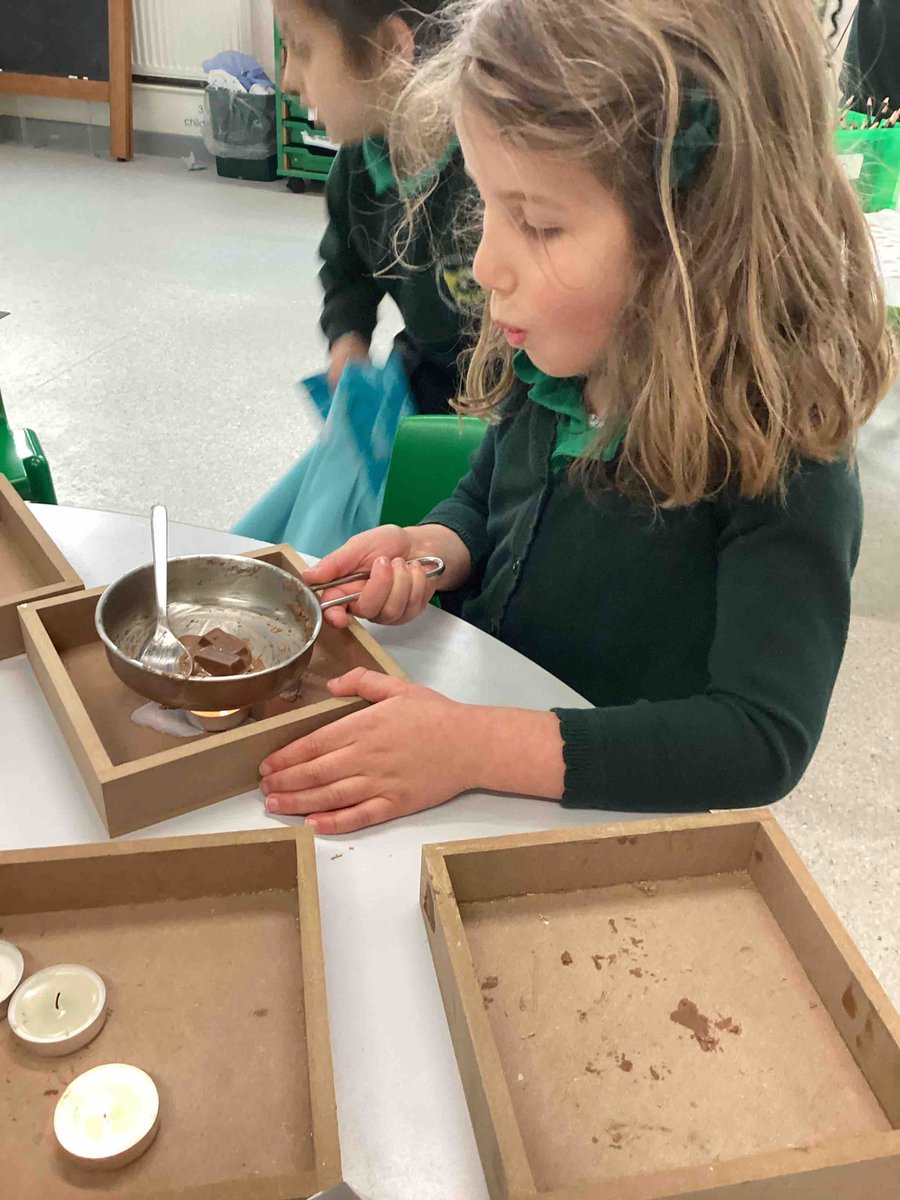 Reception loved making Easter nests today. They held chocolate over tea lights and watched it melt. #prisci