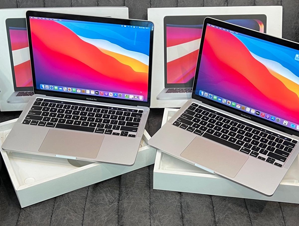 obenginetech's tweet photo. Open Box MacBook Pro 2020/2021
M1 chip
512GB SSD
8GB RAM
TouchID & TouchBar
BigSur MacOS
Price- 690k
#obengine https://t.co/0c3c3DvG9N