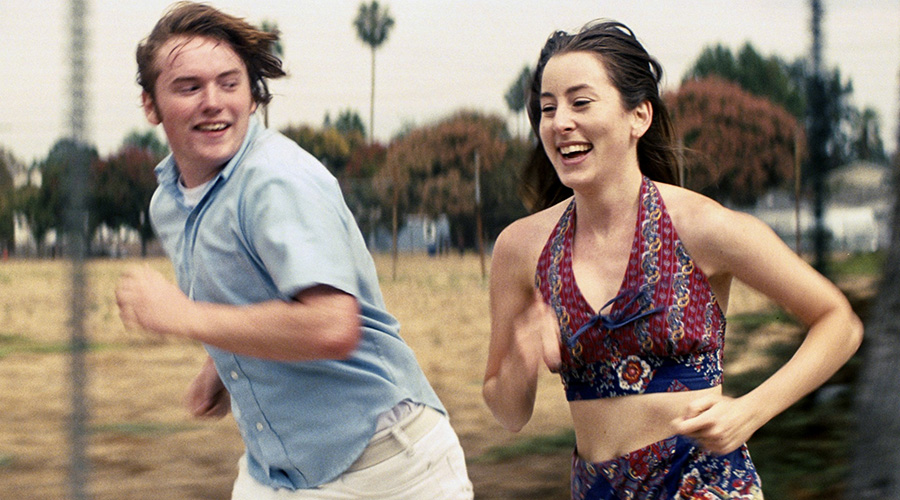 🎞️Nuestro experto en #cine <a href="/LuisLoBelda/">Luis López Belda</a> nos da las claves de la nueva cinta de Paul Thomas Anderson, 'Licorice Pizza’, que sumó tres nominaciones en la última edición de los Oscars bit.ly/3DtzFma