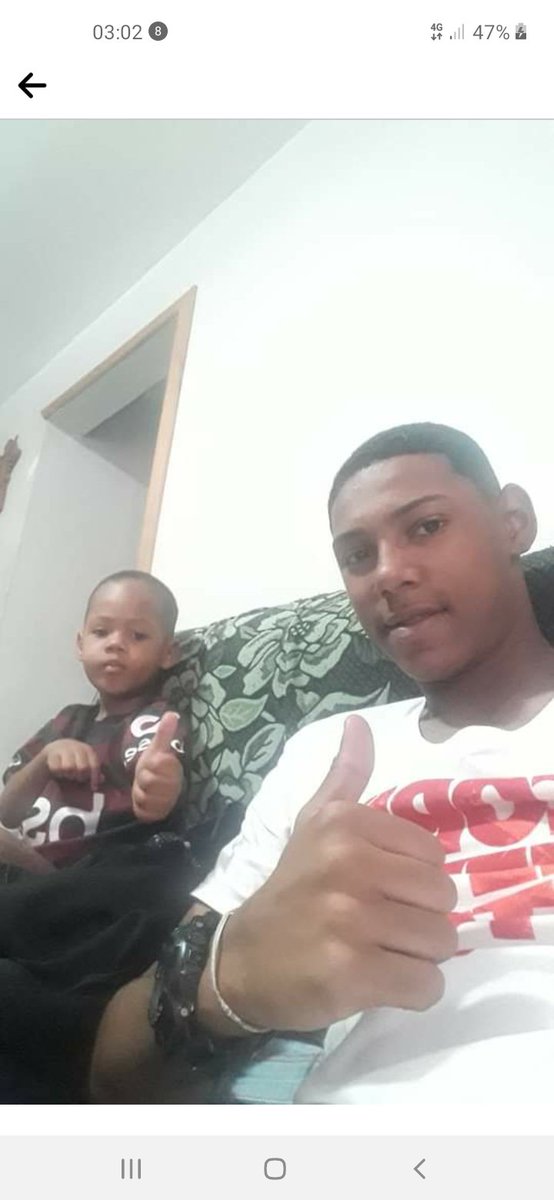 nico_looh's tweet photo. David oque vou fala pro seu sobrinho 😭😭 tá doendo muito meu caçula volta pra casa nós te amamos muito eu não quero acreditar nisso te amo david 💔😭😭😭😭😭😭😭😭😭 https://t.co/ZzjfqVHrpK