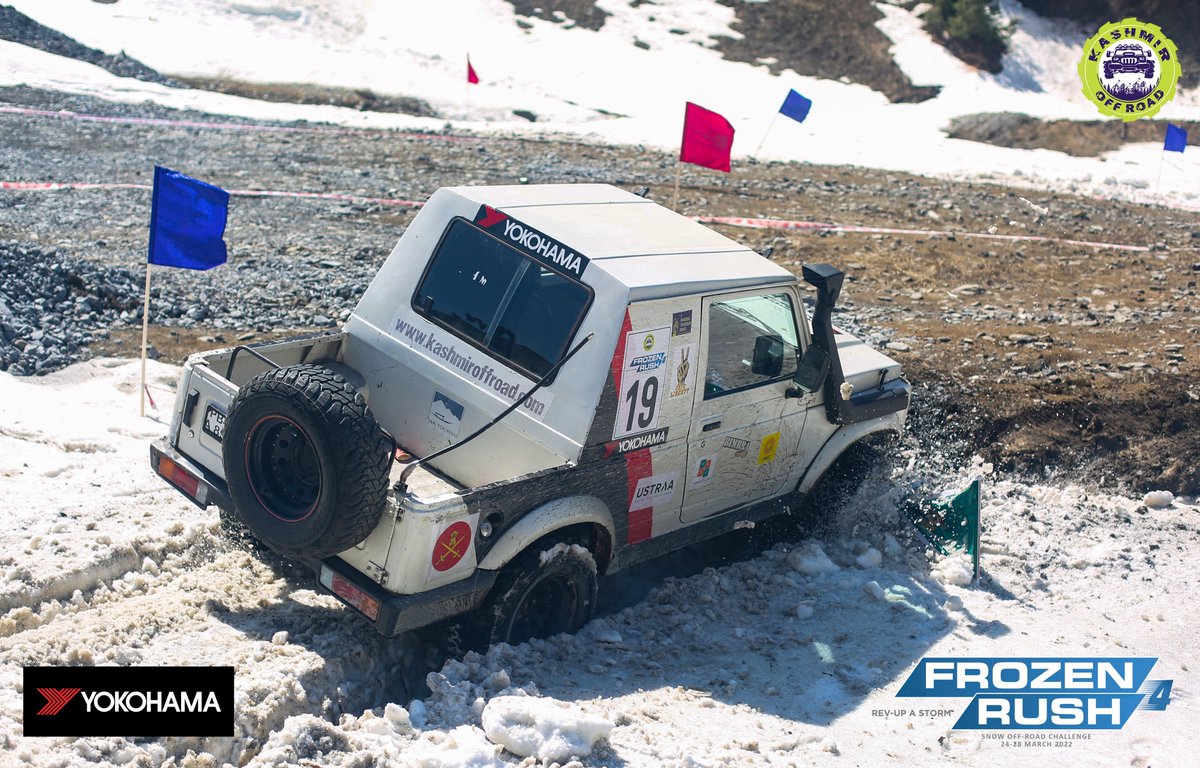 kashmiroffroad's tweet photo. @rjnasirkashmir unstoppable! @YokohamaIndia 
#frozenrush4 #revupastorm #kashmiroffroad #offroadsnowchallenge https://t.co/prlAE8Al6c