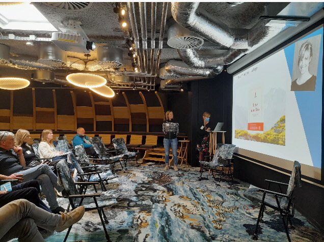 📢 Les workshops presse pour l’été ont commencé cette semaine à Bruxelles et Amsterdam avec une trentaine de journalistes rencontrés. Ravie du vif intérêt porté pour les nouveautés et actifs présentées !