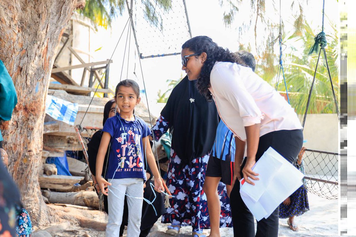 MoEnvmv's tweet photo. މަޑުއްވަރީ ފެނުގެ ނިޒާމް އިފްތިތާހް ކުރުން؛ މި މަޝްރޫޢު ނިމުނުއިރު ފެނުގެ ޒަމާނީ ނިޒާމެއް މަޑުއްވަރީގައި ޤާއިމްކޮށް 367 ފެން މީޓަރު ވަނީ ރަށުގެ ގޭބިސީތަކާއި އެހެނިހެން ޢިމާރާތްތަކުގައި ބަހައްޓައިދެވިފައި. https://t.co/dneIdH6pMx