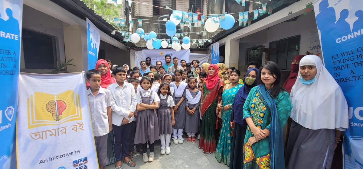 altamisnabil's tweet photo. 2nd Book Corner Inauguration at Saptabarna Biddyaniketan, Ulon, Rampura &amp; Cultural Competition Prize Giving Ceremony from JCI Dhaka West Project, "Amar Boi" (আমার বই).

#JCIDhakaWest #JCIBangladesh #AmarBoi #Project #LifeAsPresident https://t.co/XXSUWocFXf