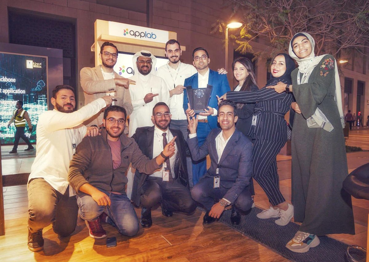 AppLab آب لاب tweet media