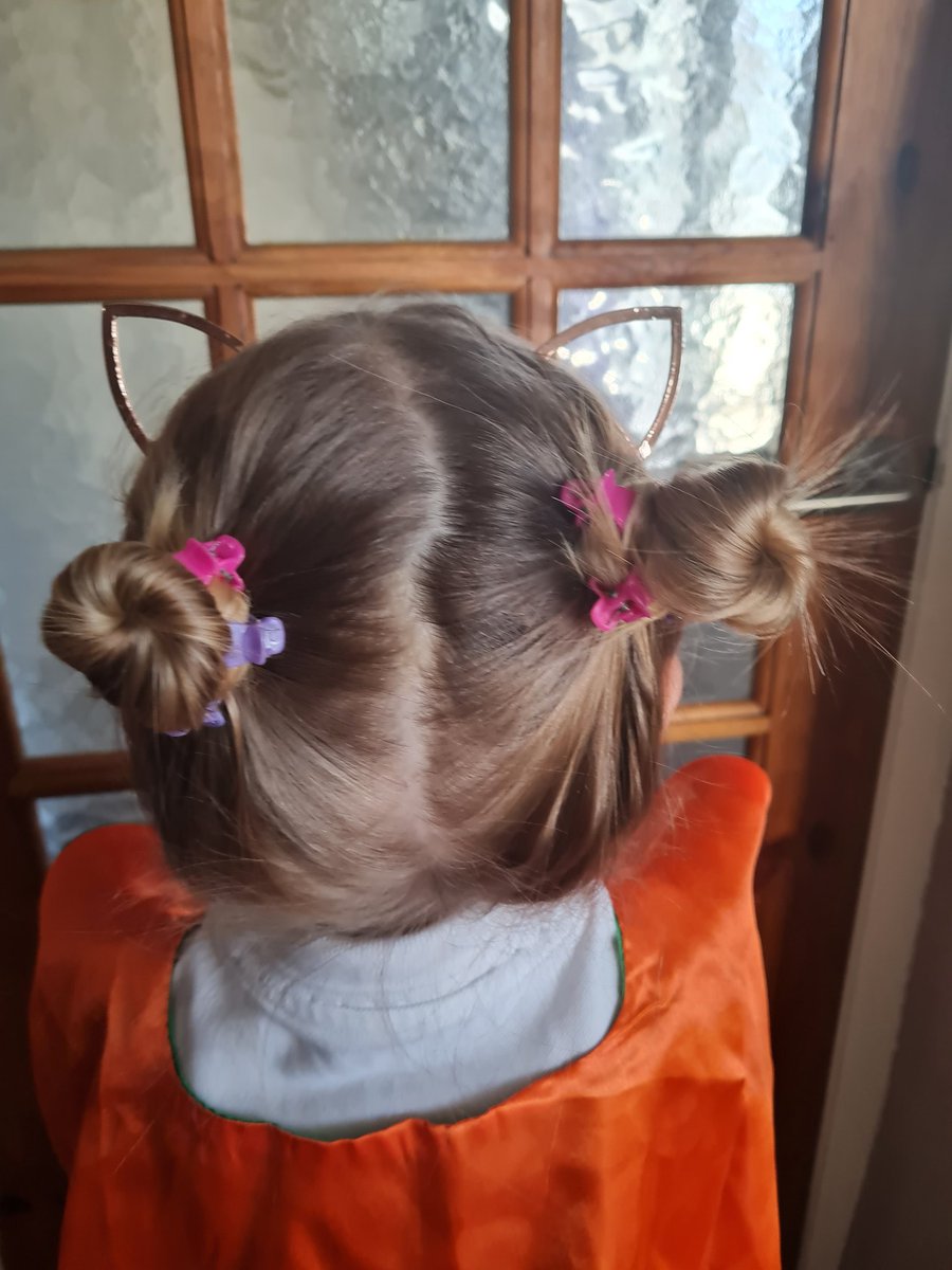 lbubb27's tweet image. #Breaktherulesday Laylas Favourite Day! 😊🤘😜 💜 @ClassVoles @willowspta @WillowsCE