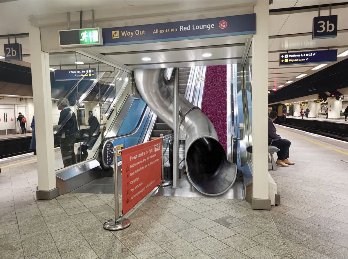 NetworkRailBHM's tweet photo. 🗣️ Come and take a ride on New Street's new slide!

🛠️ Teams have completed a state-of-the-art access slide to platforms 2 and 3

✨ In a 1.4m investment, we're building 20-22 slides across the station to help out with tight transfers

📲 Read more: https://t.co/vfFHi2q5sF https://t.co/u8G242g5HL