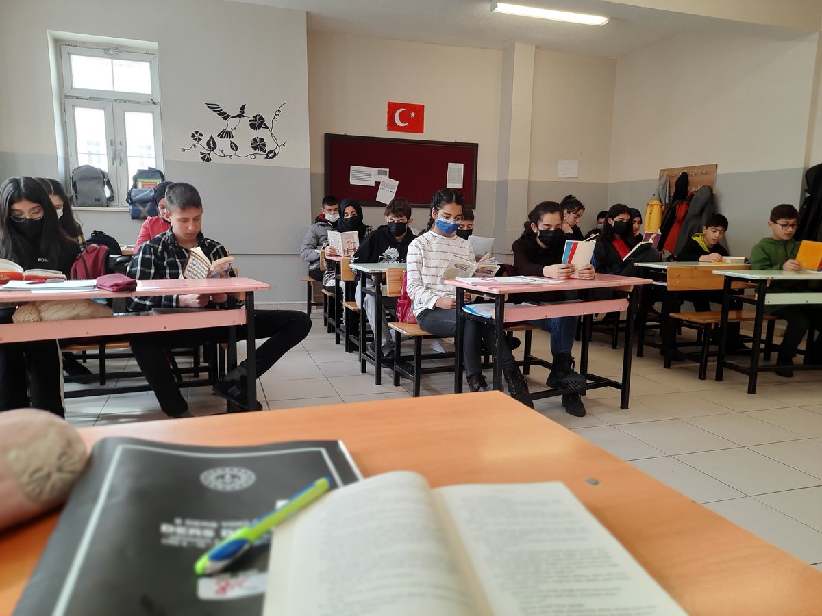 #bitlisokuyor #Nfkokuyor
<a href="/tcmeb/">Millî Eğitim Bakanlığı</a>  <a href="/Bitlis_Mem/">Bitlis İl Milli Eğitim Müdürlüğü</a> <a href="/Korkmazemin49/">Mehmet Emin KORKMAZ</a>