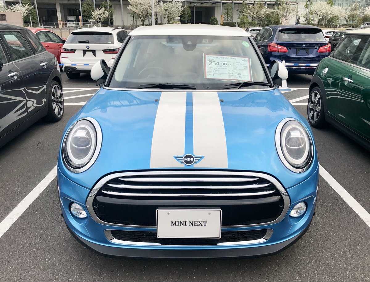 bmwtokyomini's tweet photo. #MINI NEXT TOKYO BAYとMINI NEXT 勝どきでは、カラフルなモデルや限定車など、数多くのMINIをそろえております。
こちら(↓)から確認できますので、のぞいてみてください!
https://t.co/MFgTMlfKKB
#中古車 #5door #3door #crossover #MININEXT https://t.co/XBZSDgzlLg
