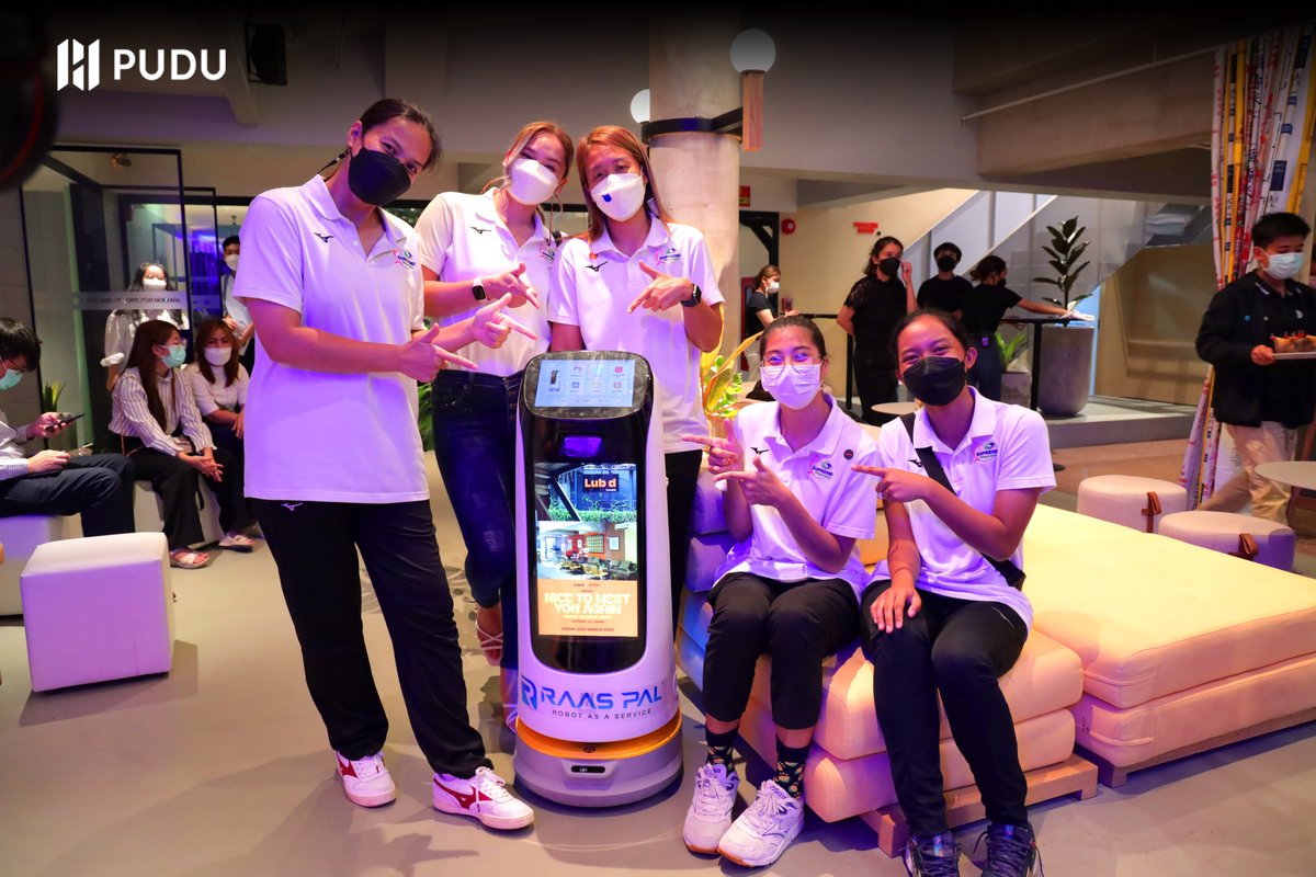 PuduRobotics's tweet photo. #PuduRobotics collaborates with the hotel by bringing #KettyBot to be part of “Lub d Nice to Meet You… Again” launch event and press conference at Lub d Bangkok Siam Hotel. KettyBot runs around serving delicious finger food appetizers to the press and honored guests.🤩 https://t.co/4DAZvxCeYS