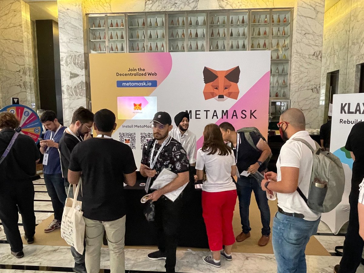 manbirmarwah's tweet photo. 12+ hours non-stop, in-person national level conference after 2+ years, that too in UAE. 🇦🇪

@ConsenSys x @MetaMask at #ETHDubai; the mission statement is reflected by the vibes. ❤️ https://t.co/PmJvLBXwOH