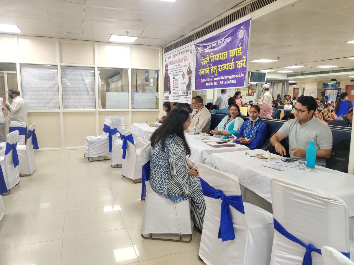 DMCentralDelhi's tweet photo. @DMCentralDelhi organized Aadhar, Voter ID &amp; disability card camps at General Disability/UDID Camp organised by Dept. of Social Welfare at LNJP Hospital for persons with disabilities.
#AKAM #PersonsWithDisabilities #UDID https://t.co/6UzH9end4l