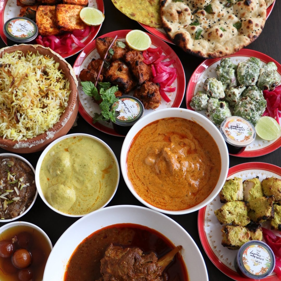 It’s #Ugadi tomorrow which means it’s an all vegetarian day! So spice up your #Friday with your favourite non veg delicacies from Garam Masala and prep yourself for a weekend full of festivities.

Image via: <a href="/grubitizer/">grubitizer</a> 

#Foodies