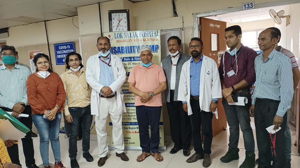 DMCentralDelhi's tweet photo. @DMCentralDelhi organized Aadhar, Voter ID &amp; disability card camps at General Disability/UDID Camp organised by Dept. of Social Welfare at LNJP Hospital for persons with disabilities.
#AKAM #PersonsWithDisabilities #UDID https://t.co/6UzH9end4l
