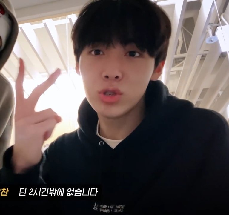 ◠◡◠ (@dolltraineea) on Twitter photo 