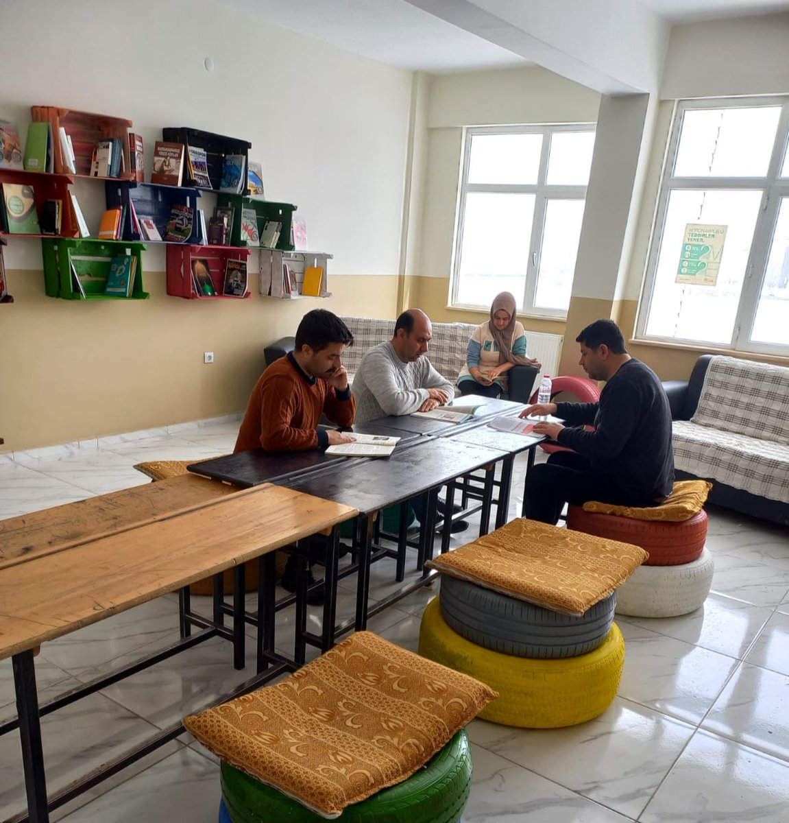 gurhem13's tweet photo. @Bitlis_Mem @Korkmazemin49 #bitlisokuyor @Guroymak_MEM @mebhbogm https://t.co/p0S5zS4tYt