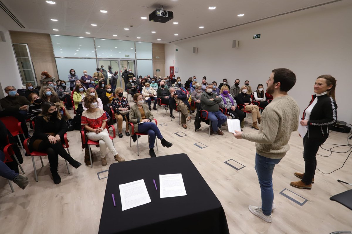 ➡️ Ens presentarem a les eleccions municipals 🗳 del 2023 amb un projecte divers, transversal i guanyador. Que posi les persones al centre de tot i reimpulsi #SantVicençDelsHorts després de 4 anys d'estancament.

Amb el vostre suport i ajuda, tornarem a fer possible el canvi! 💪🏾