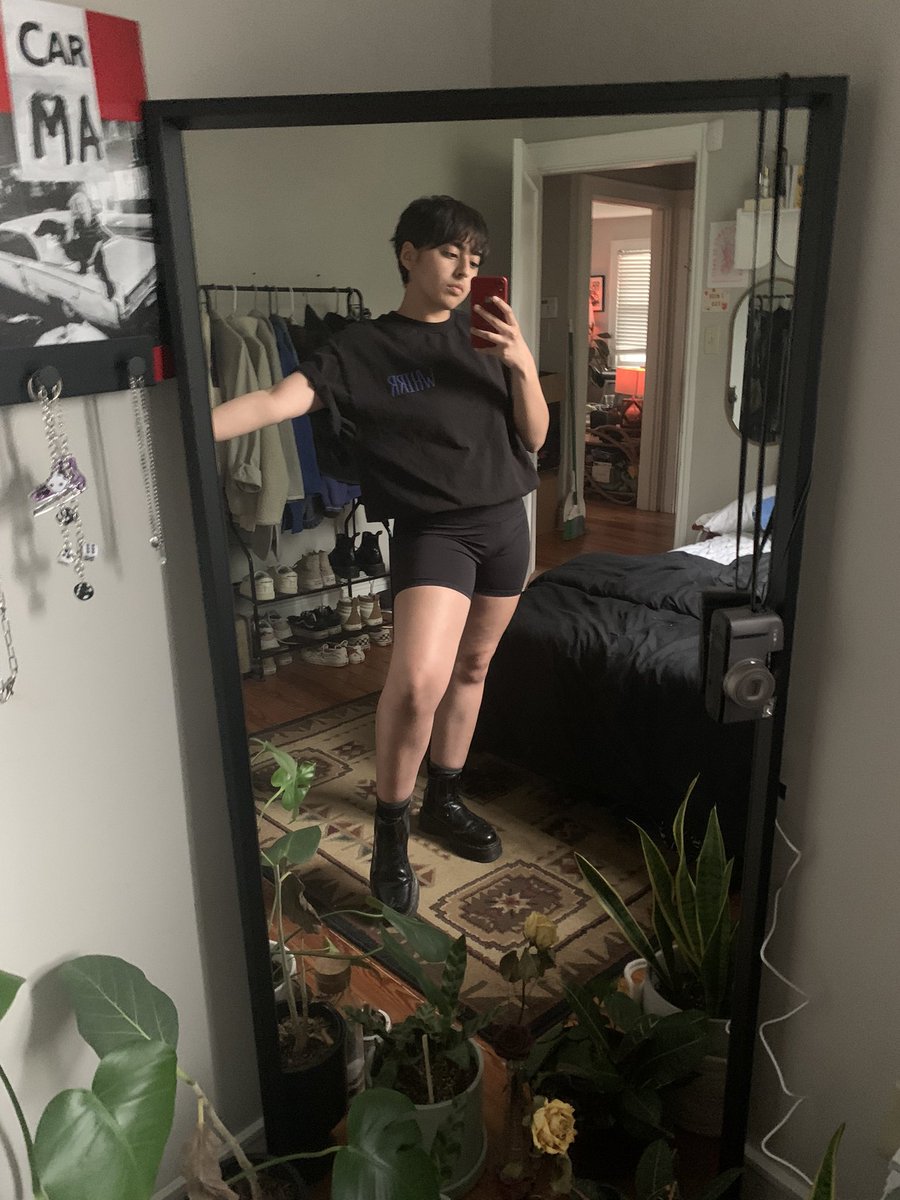 galacthicc's tweet photo. pov i make u feel things https://t.co/KiCygQdGQo