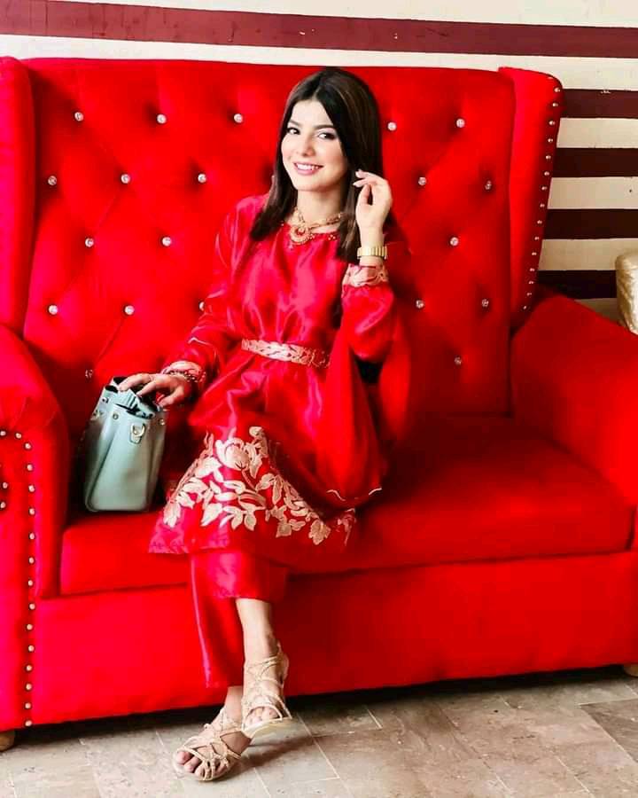 SingerFaiza's tweet photo. https://t.co/iuuKHgOtF7