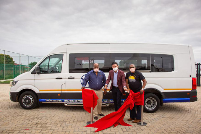 aBrmag's tweet photo. #VWSA supports #UbuntuPathways in #community upliftment projects... #automotive @VWSAnews https://t.co/3ZxrfVsKe8 https://t.co/3KnPlUWFLd