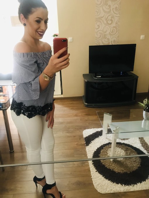 Sz&egrave;p napot mindenkinek !💜&hearts;️🤍 https://t.co/wRhzZBV1zP<a href="/tag/%C3%BAj"class="tags"><span>#&uacute;j</span></a>