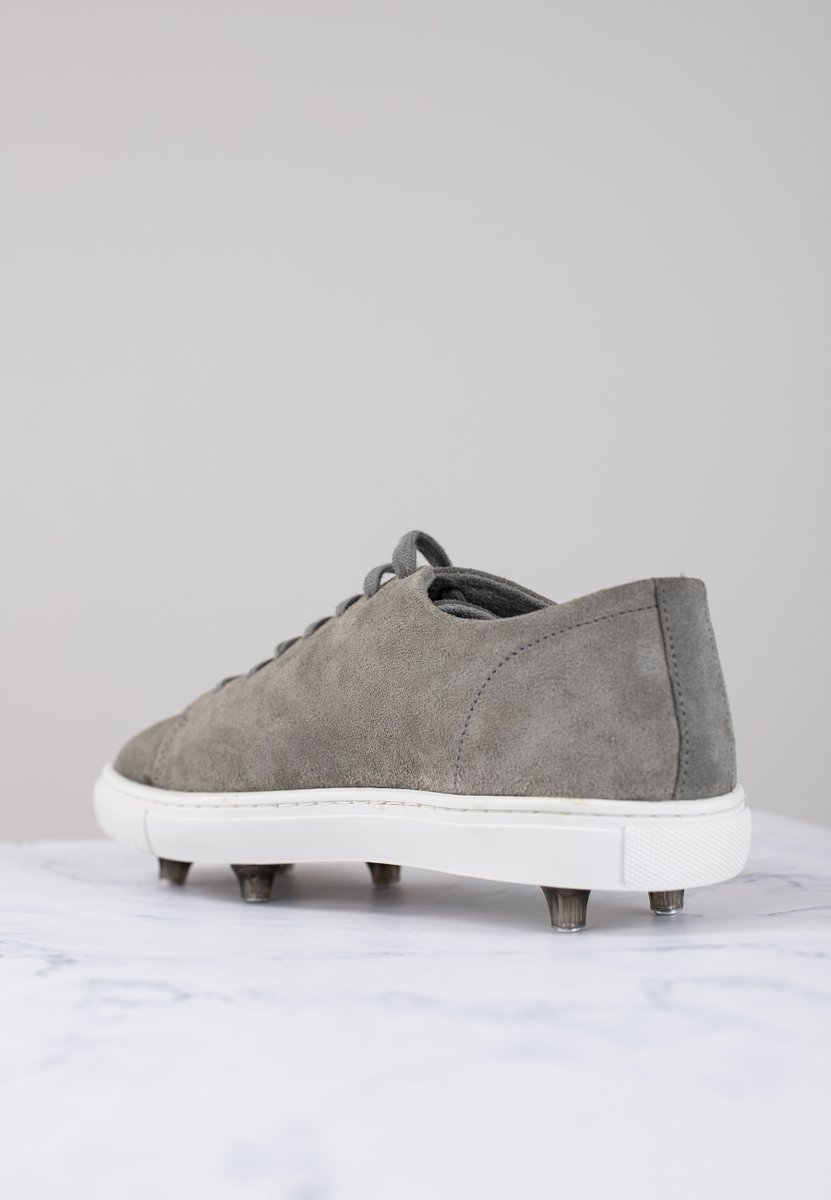 Ciszere's tweet image. The world’s first football sneaker 🔥

ciszere.com/product/dale-f…